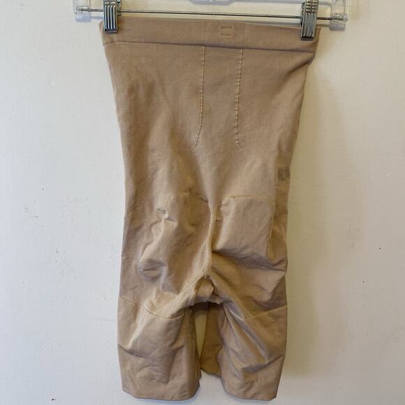 SPANX Women's MEDIUM Tummy Control Power Shorts in Soft Nude High Rise - Picture 7 of 7